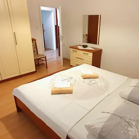 Διαμέρισμα Marijana *